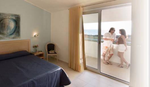 Parco Della Rocca Hotel Punta Braccetto Eksteriør billede